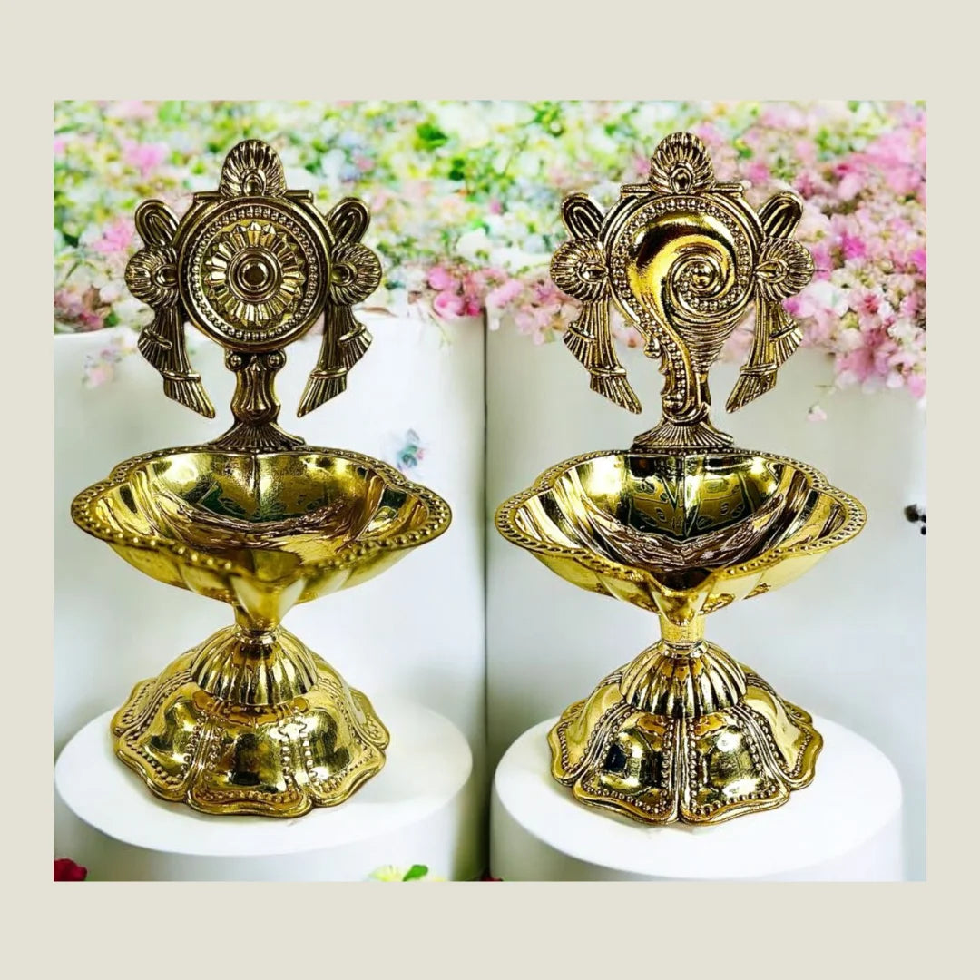 Shankh Chakra Diya Set