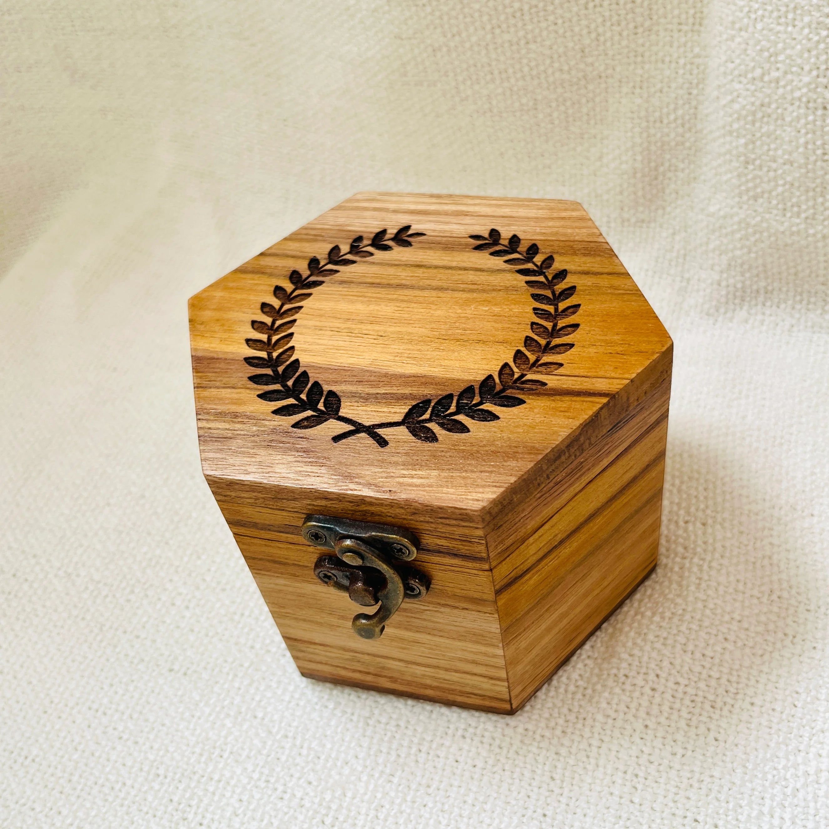 Hexagoanl Watch case