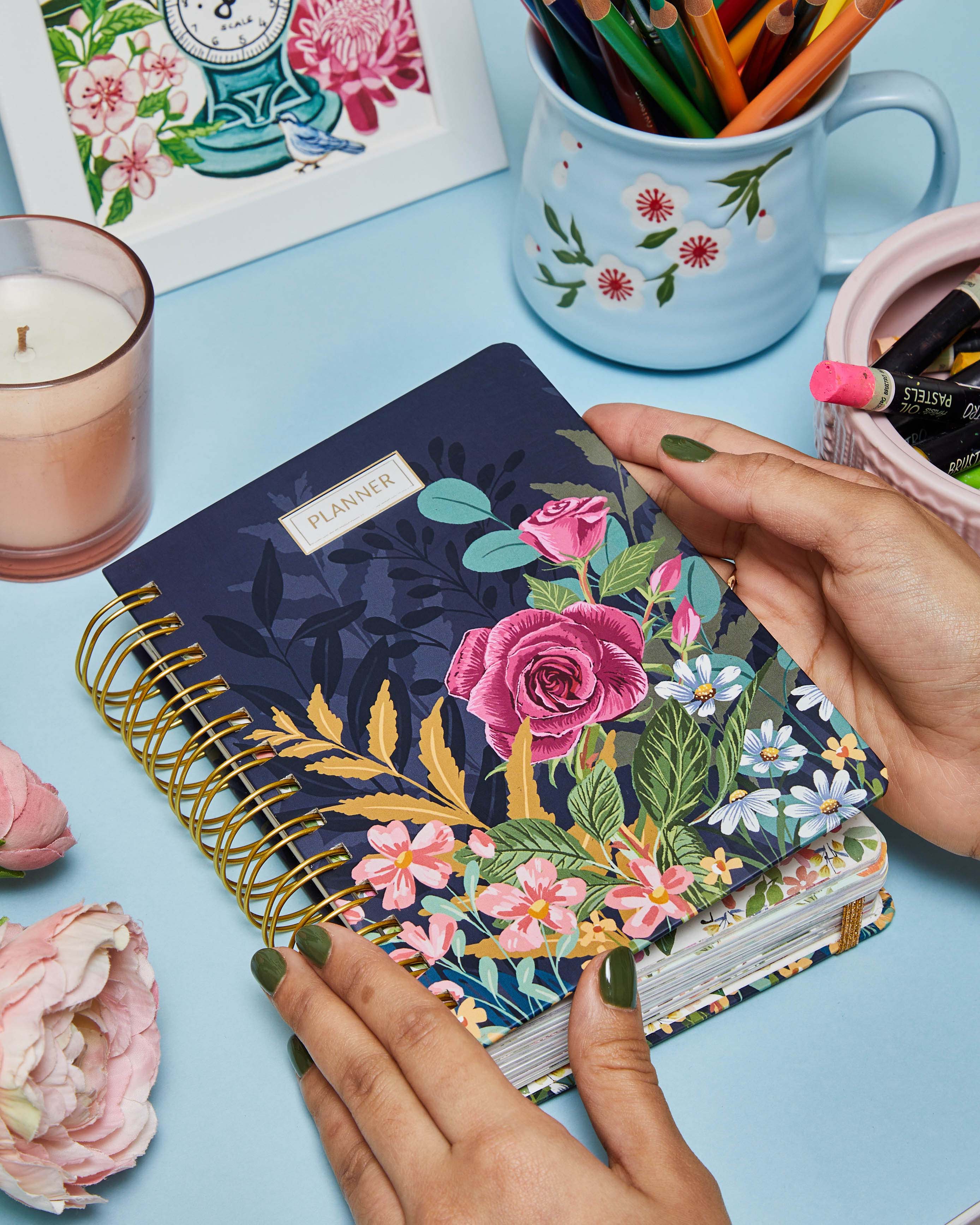 Rose Garden Wiro Undated Planner